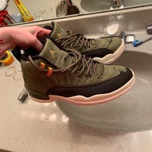 Nude green Jordan 12’s ✅